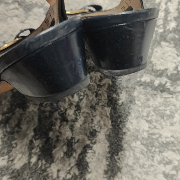 Salvatore Farragamo sling back wedge size 5 - Picture 7 of 7